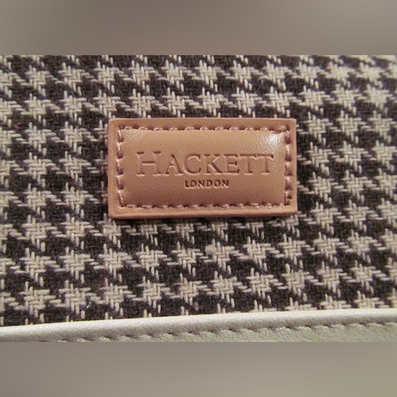Hackett London Houndstooth Amenity Travel Kit Bag - Picture 9 of 9